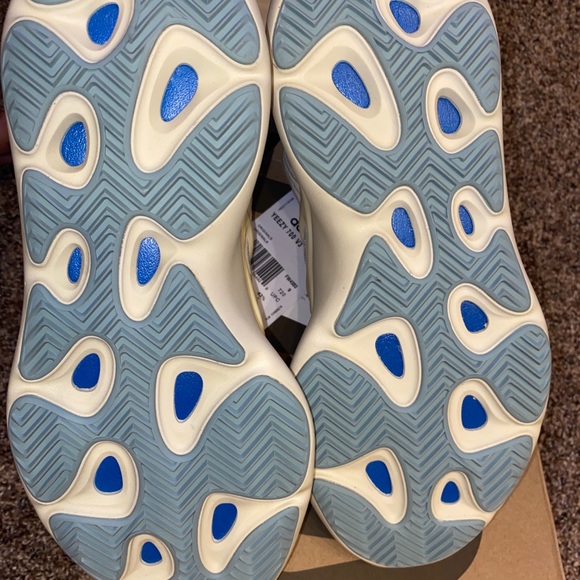 yeezy azael glow in the dark